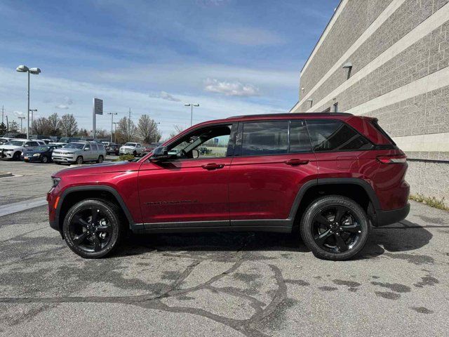 2024 Jeep Grand Cherokee Altitude