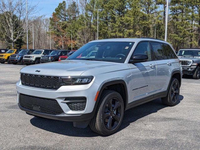 2024 Jeep Grand Cherokee Altitude