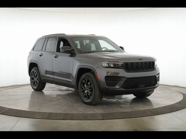 2024 Jeep Grand Cherokee Altitude