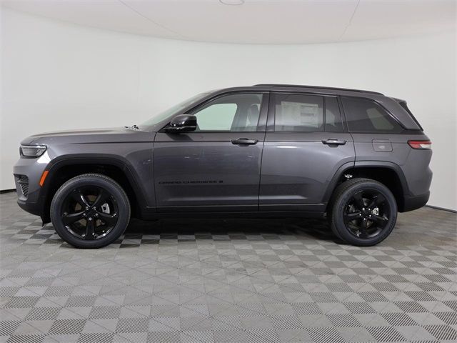 2024 Jeep Grand Cherokee Altitude