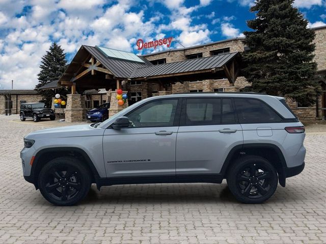 2024 Jeep Grand Cherokee Altitude