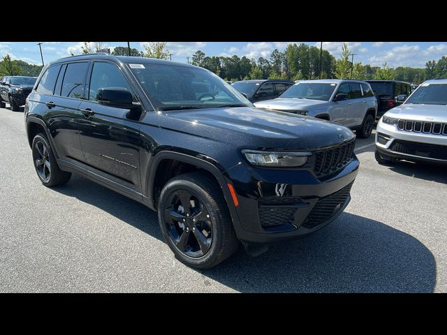 2024 Jeep Grand Cherokee Altitude