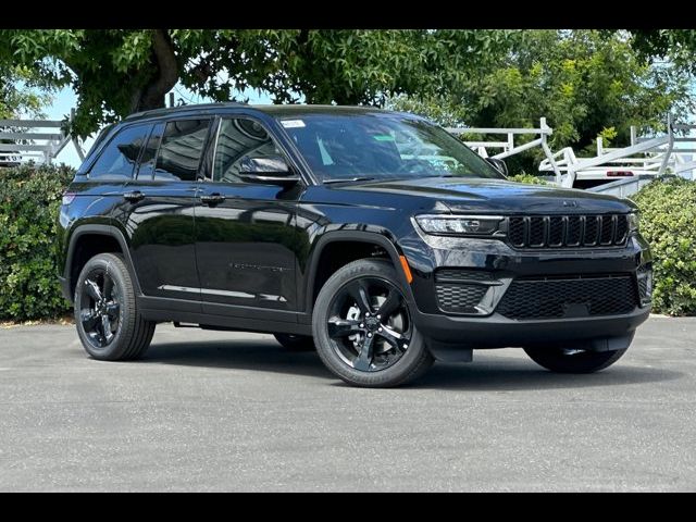 2024 Jeep Grand Cherokee Altitude