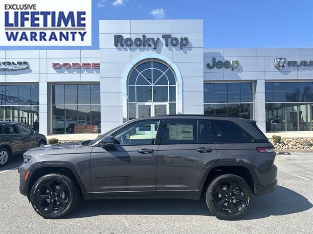 2024 Jeep Grand Cherokee Altitude