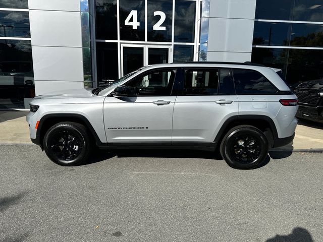 2024 Jeep Grand Cherokee Altitude