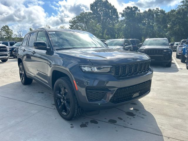 2024 Jeep Grand Cherokee Altitude