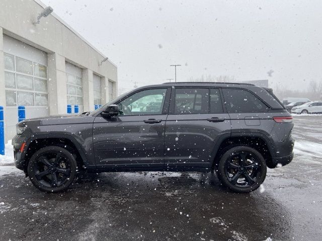 2024 Jeep Grand Cherokee Altitude