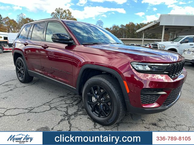 2024 Jeep Grand Cherokee Altitude