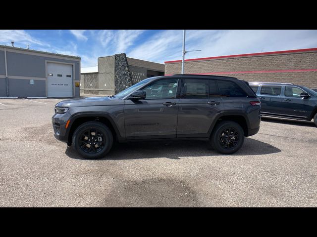 2024 Jeep Grand Cherokee Altitude