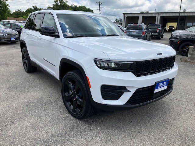 2024 Jeep Grand Cherokee Altitude