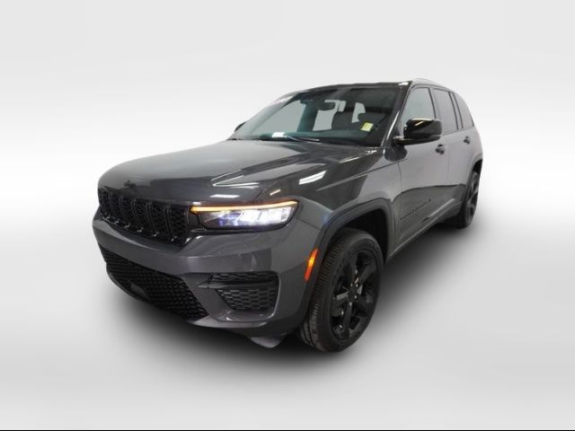 2024 Jeep Grand Cherokee Altitude