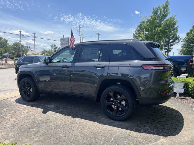 2024 Jeep Grand Cherokee Altitude