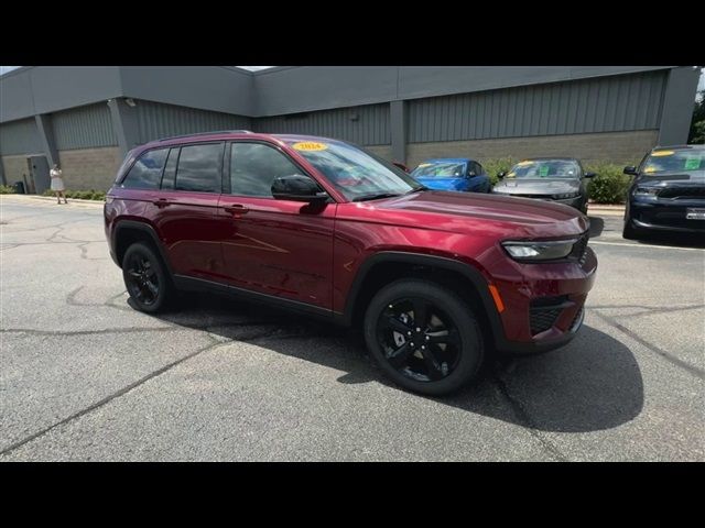 2024 Jeep Grand Cherokee Altitude X