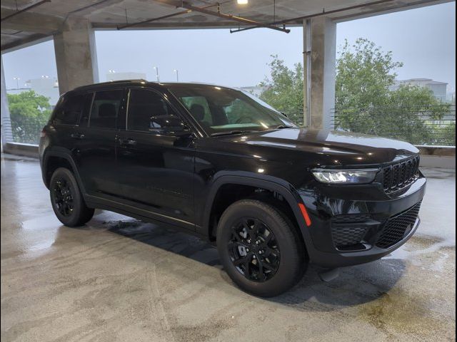 2024 Jeep Grand Cherokee Altitude