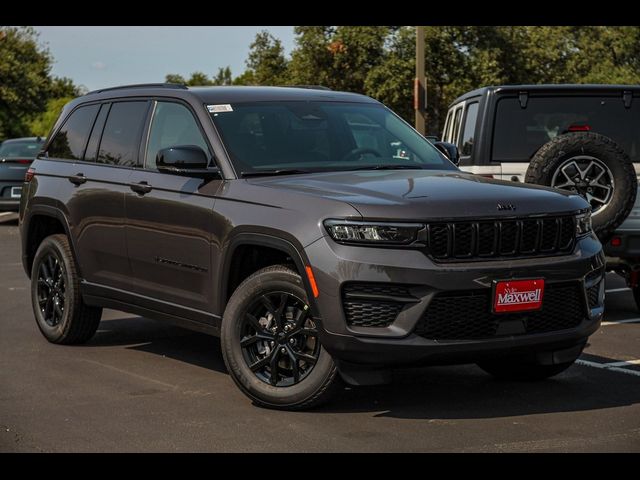 2024 Jeep Grand Cherokee Altitude