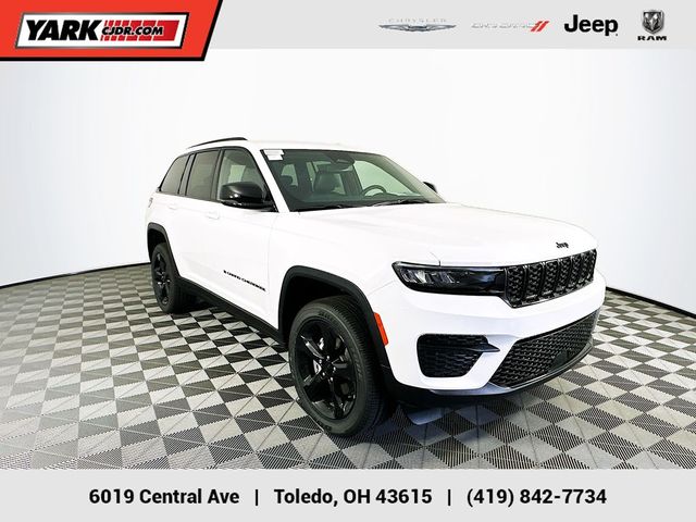 2024 Jeep Grand Cherokee Altitude