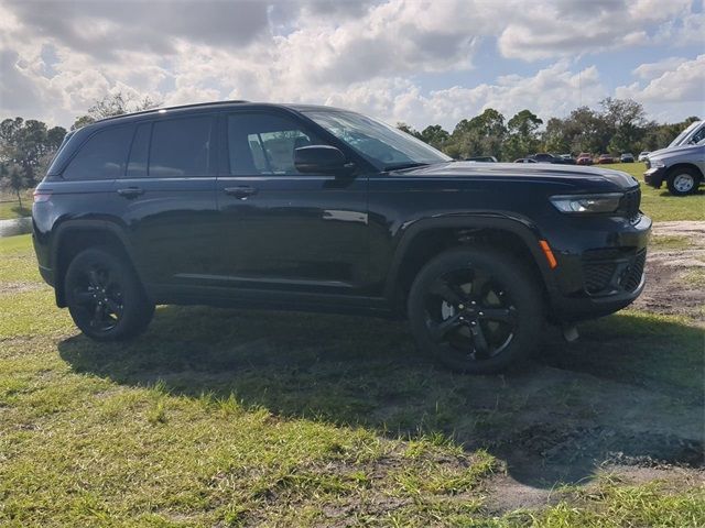 2024 Jeep Grand Cherokee Altitude