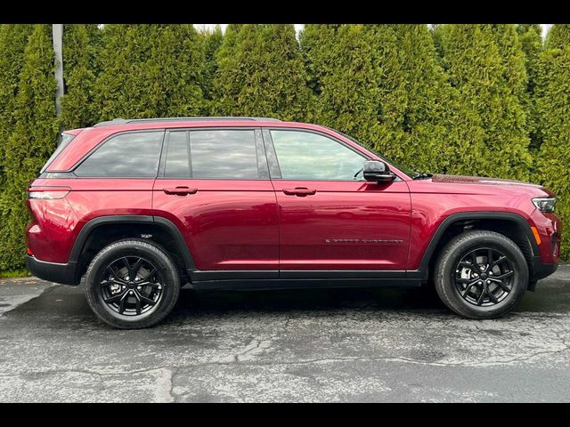 2024 Jeep Grand Cherokee Altitude