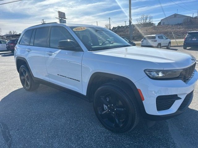 2024 Jeep Grand Cherokee Altitude