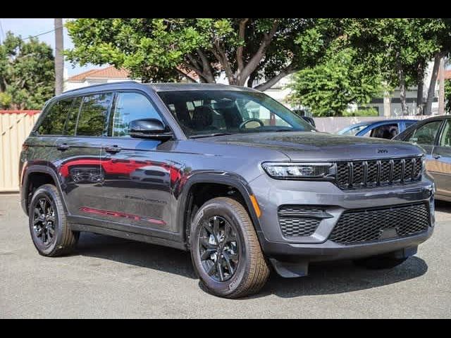 2024 Jeep Grand Cherokee Altitude