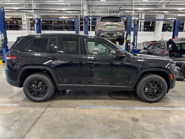 2024 Jeep Grand Cherokee Altitude X