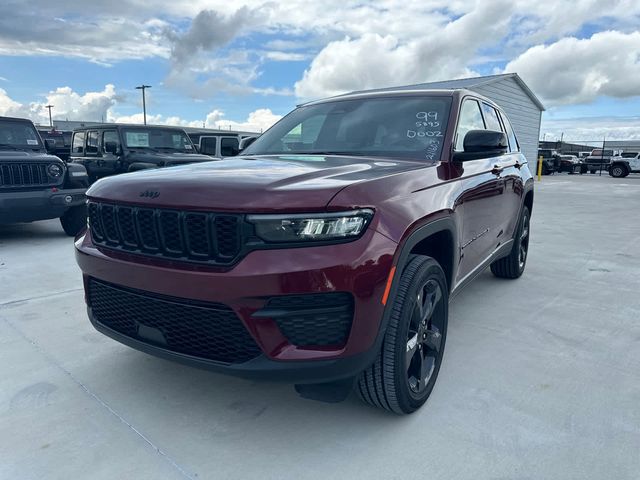 2024 Jeep Grand Cherokee Altitude