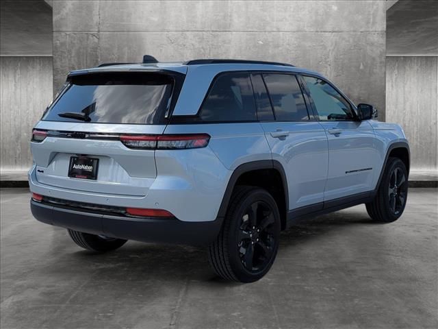 2024 Jeep Grand Cherokee Altitude