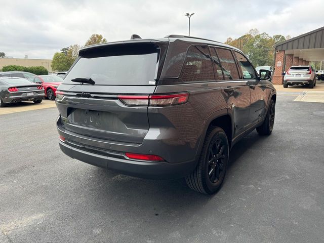 2024 Jeep Grand Cherokee Altitude