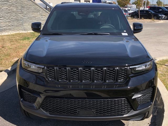 2024 Jeep Grand Cherokee Altitude