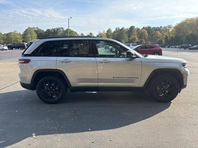 2024 Jeep Grand Cherokee Altitude