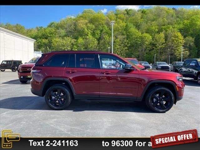 2024 Jeep Grand Cherokee Altitude