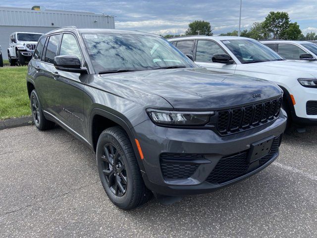 2024 Jeep Grand Cherokee Altitude