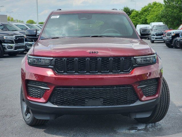 2024 Jeep Grand Cherokee Altitude