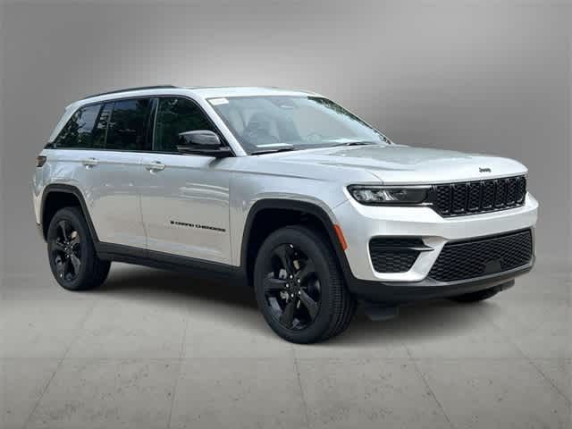 2024 Jeep Grand Cherokee Altitude