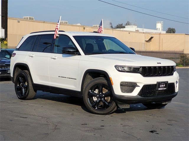 2024 Jeep Grand Cherokee Altitude