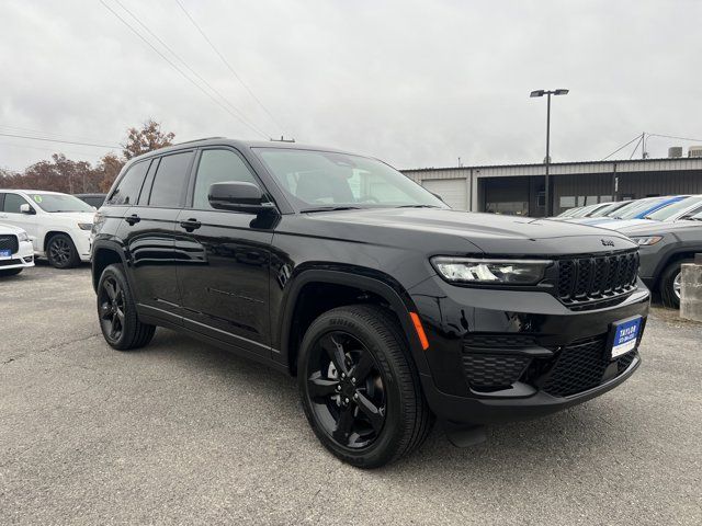 2024 Jeep Grand Cherokee Altitude