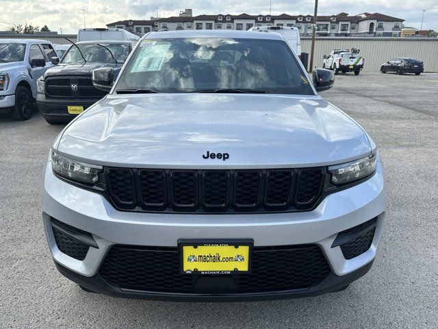 2024 Jeep Grand Cherokee Altitude