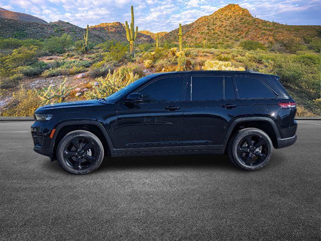 2024 Jeep Grand Cherokee Altitude