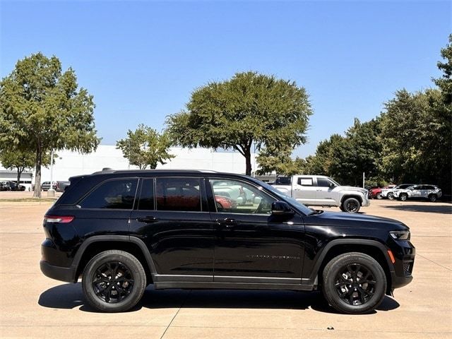 2024 Jeep Grand Cherokee Altitude