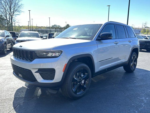 2024 Jeep Grand Cherokee Altitude