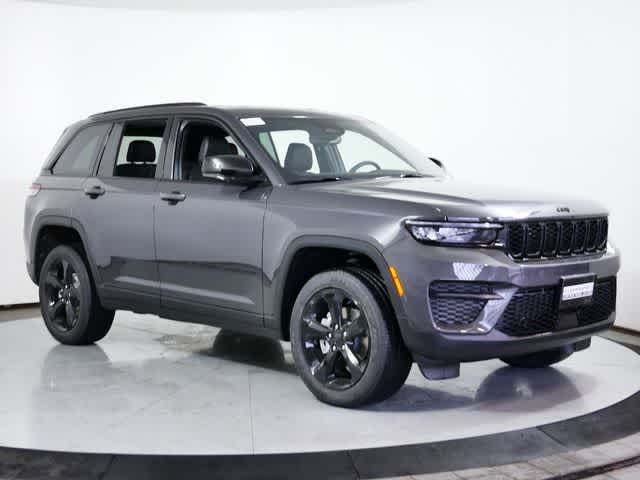 2024 Jeep Grand Cherokee Altitude