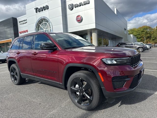 2024 Jeep Grand Cherokee Altitude X