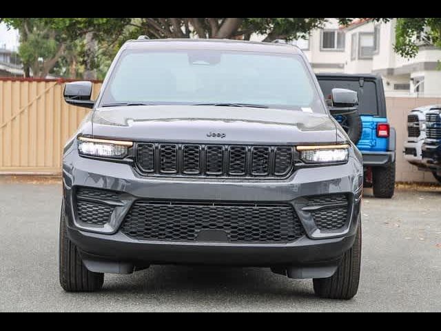 2024 Jeep Grand Cherokee Altitude