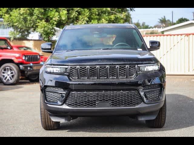 2024 Jeep Grand Cherokee Altitude