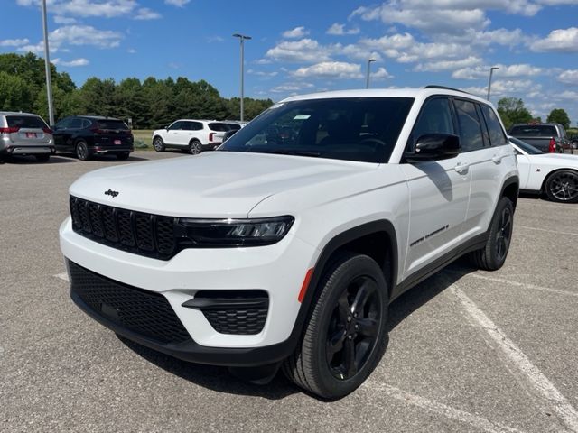 2024 Jeep Grand Cherokee Altitude