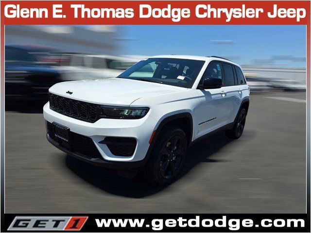 2024 Jeep Grand Cherokee Altitude