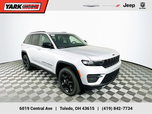 2024 Jeep Grand Cherokee Altitude