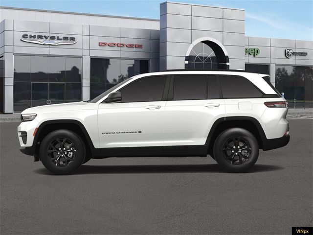 2024 Jeep Grand Cherokee Altitude