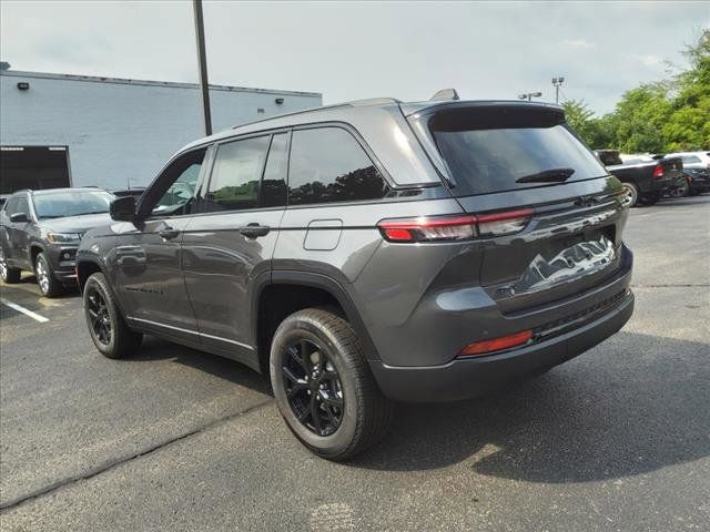 2024 Jeep Grand Cherokee Altitude