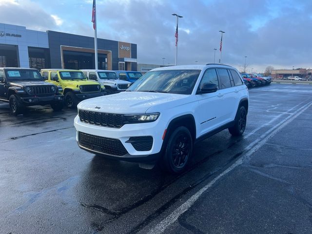 2024 Jeep Grand Cherokee Altitude